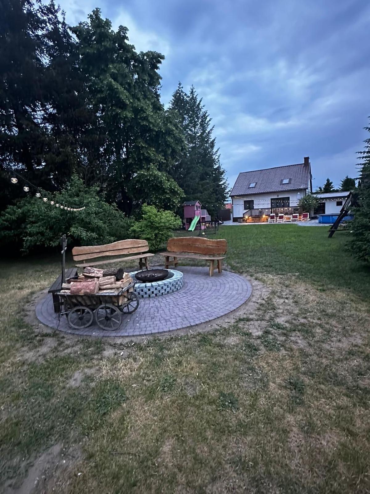 Villa Kokolinko- Dom Caloroczny Na Mazurach à Swietajno  Extérieur photo
